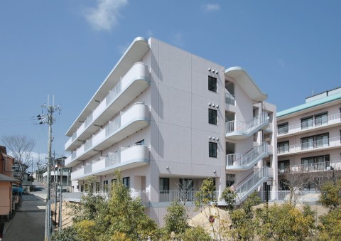 Mケアハウス_サムネイル2