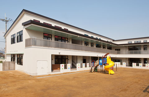 Oこども園園舎_サムネイル4