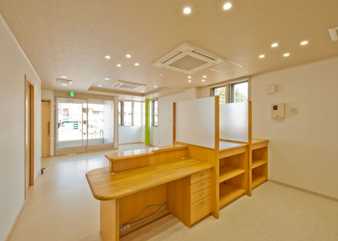 A薬局_サムネイル3