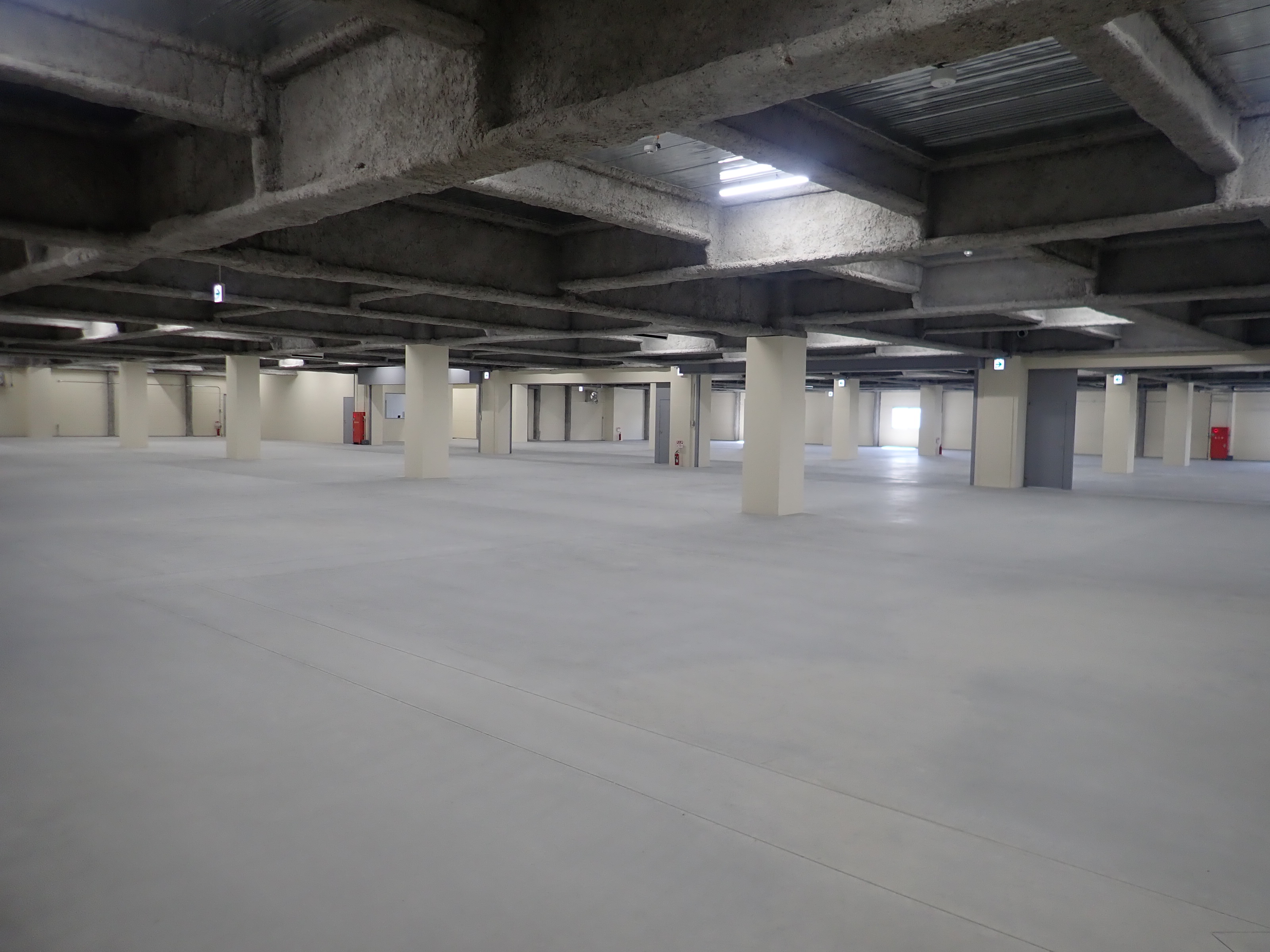 Ｋ運輸杏特定流通施設_サムネイル2