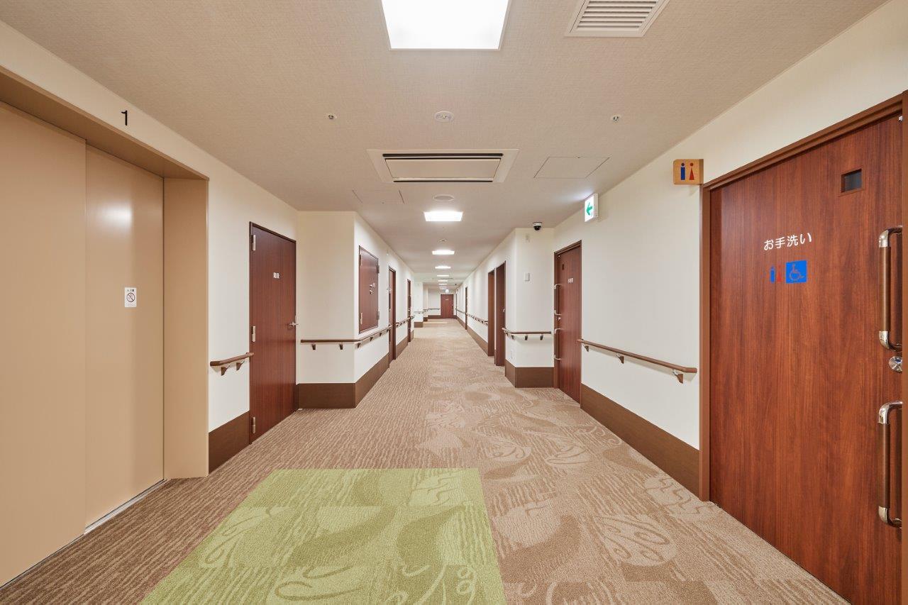 Ｂ老人ホーム_サムネイル4