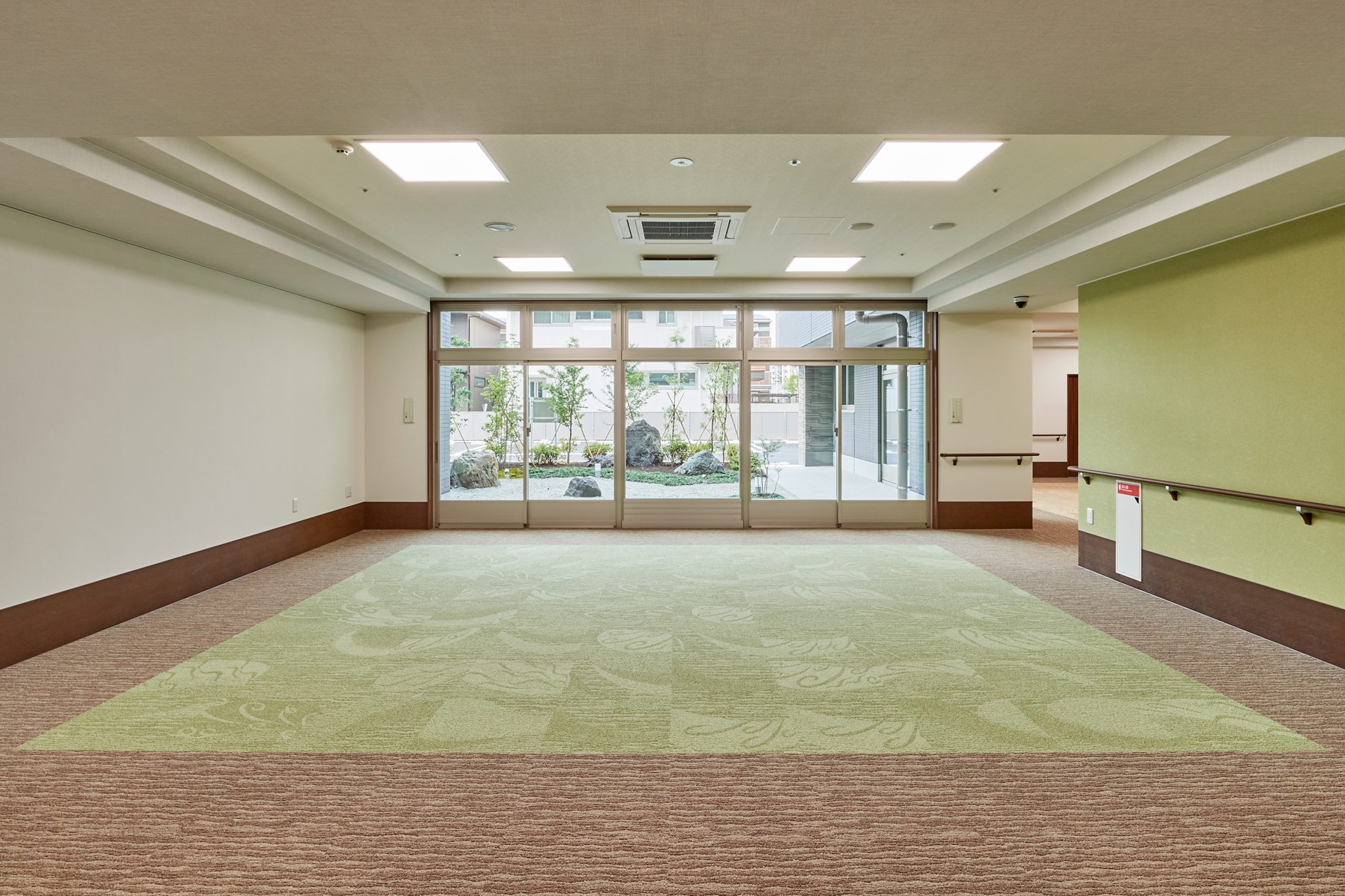 Ｂ老人ホーム_サムネイル3